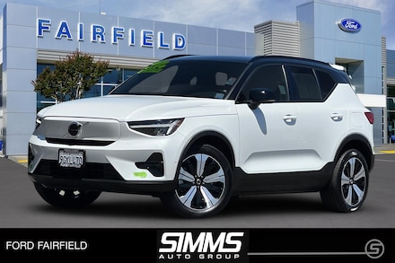 2023 Volvo XC40 Recharge Pure Electric Twin Plus SUV