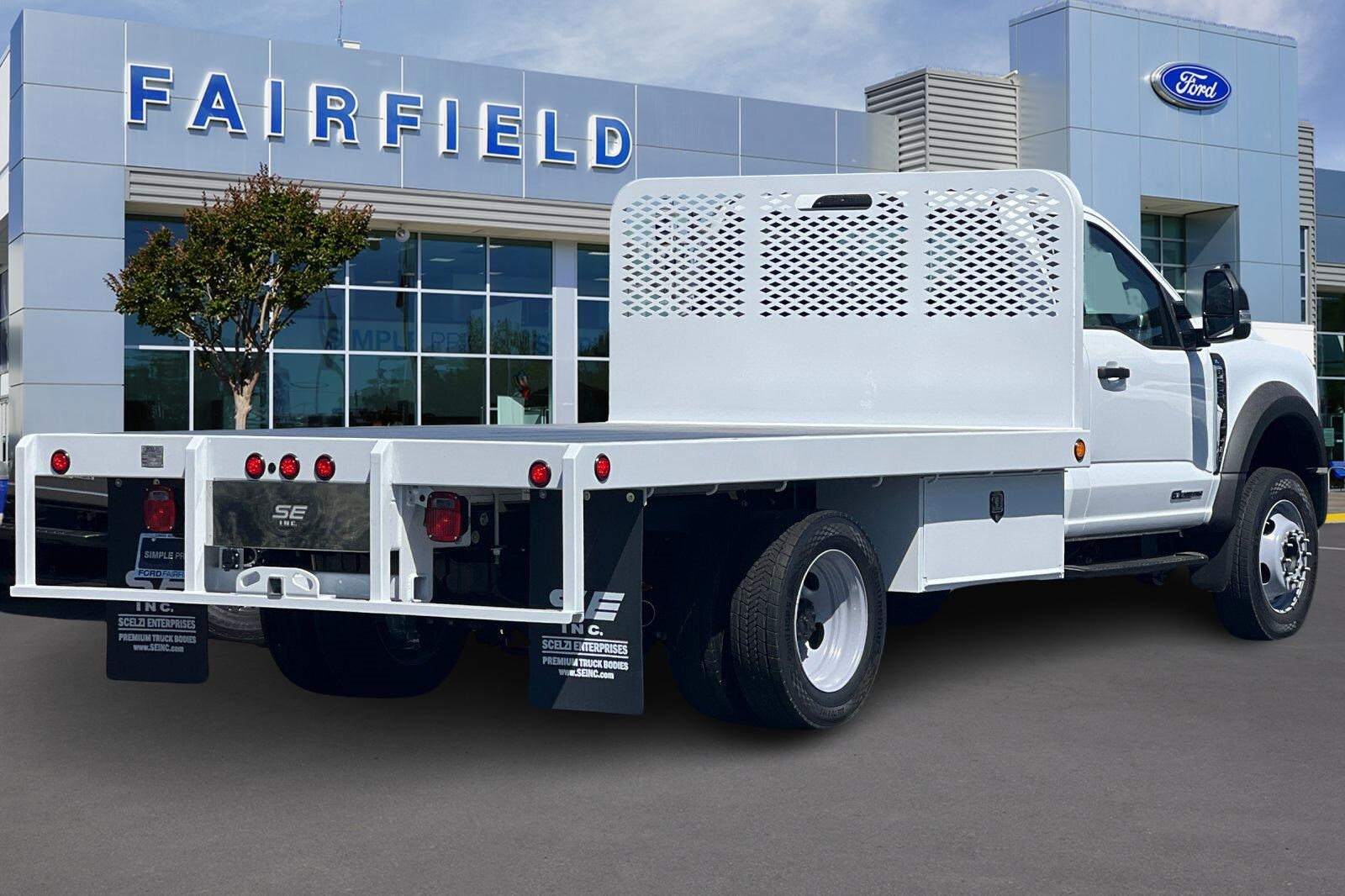 2024 Ford F-550 XL photo 2