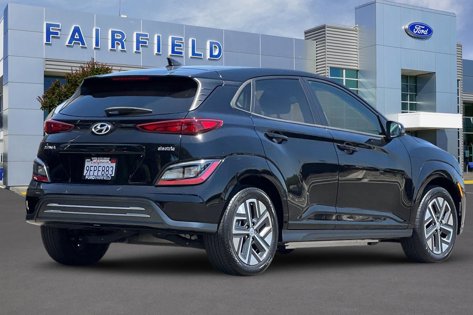 Used 2023 Hyundai Kona EV SE with VIN KM8K23AG6PU174752 for sale in Fairfield, CA