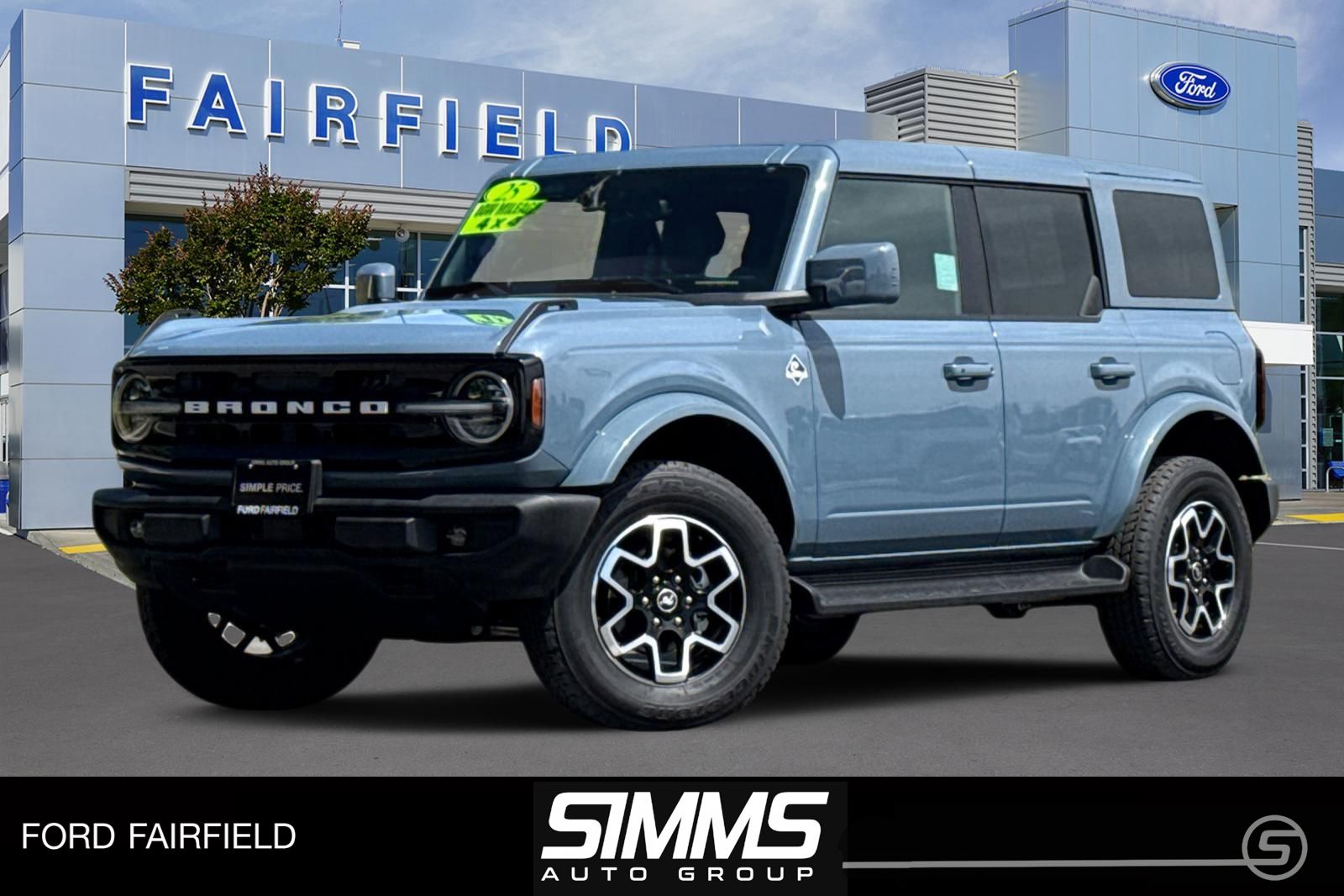 2025 Ford Bronco Outer Banks photo 1