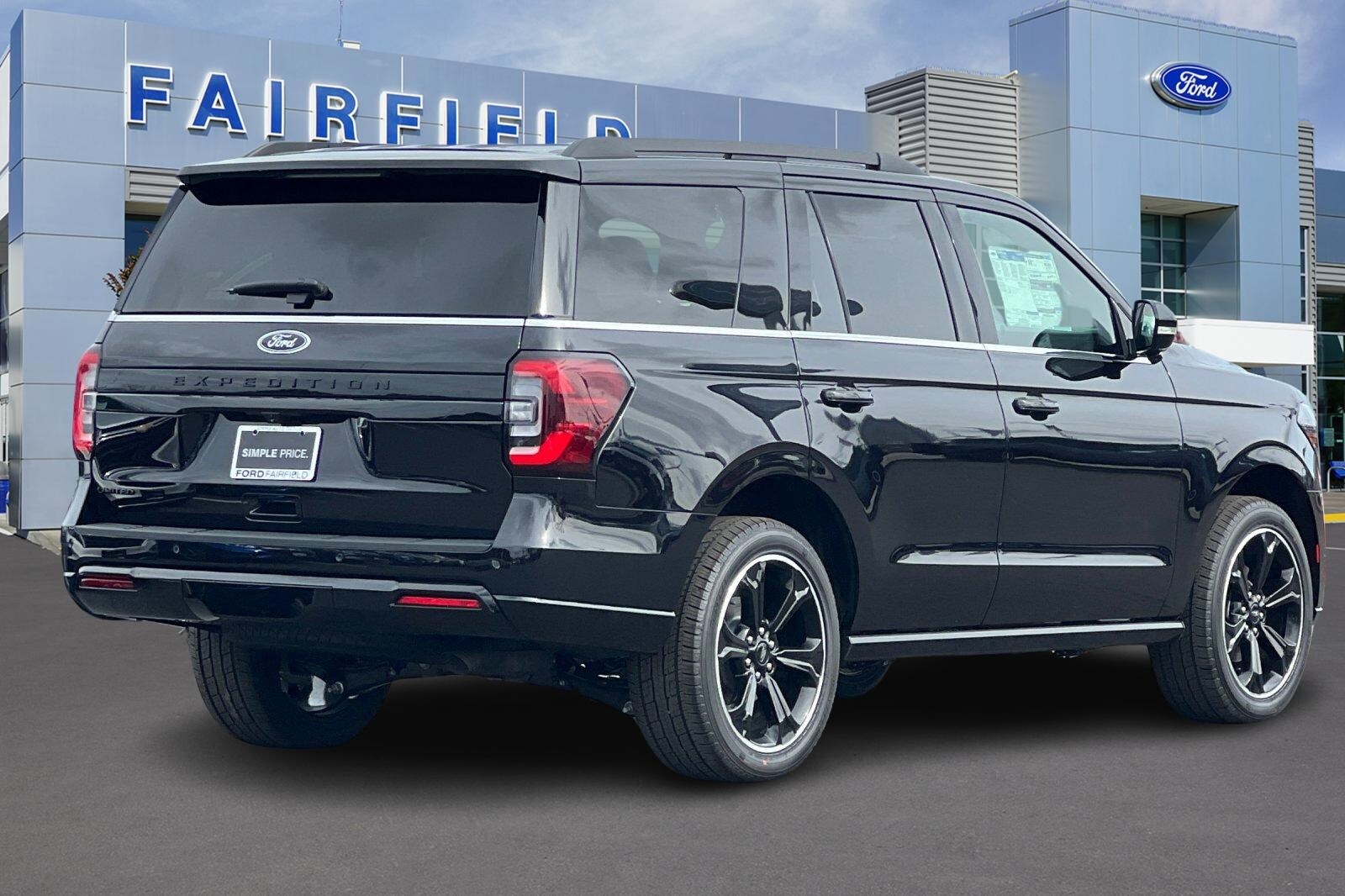 2024 Ford Expedition Limited photo 2