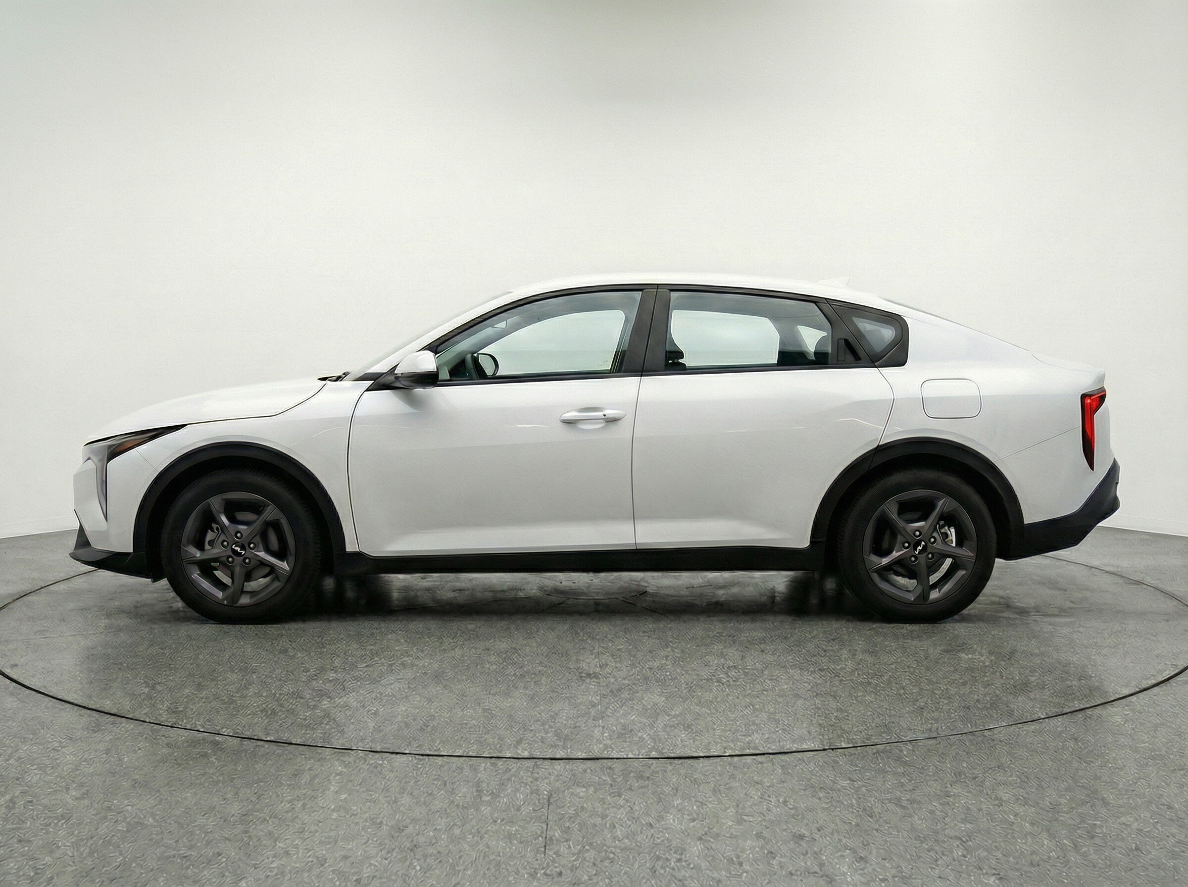 Thumbnail: 2025 Kia K4 - 4