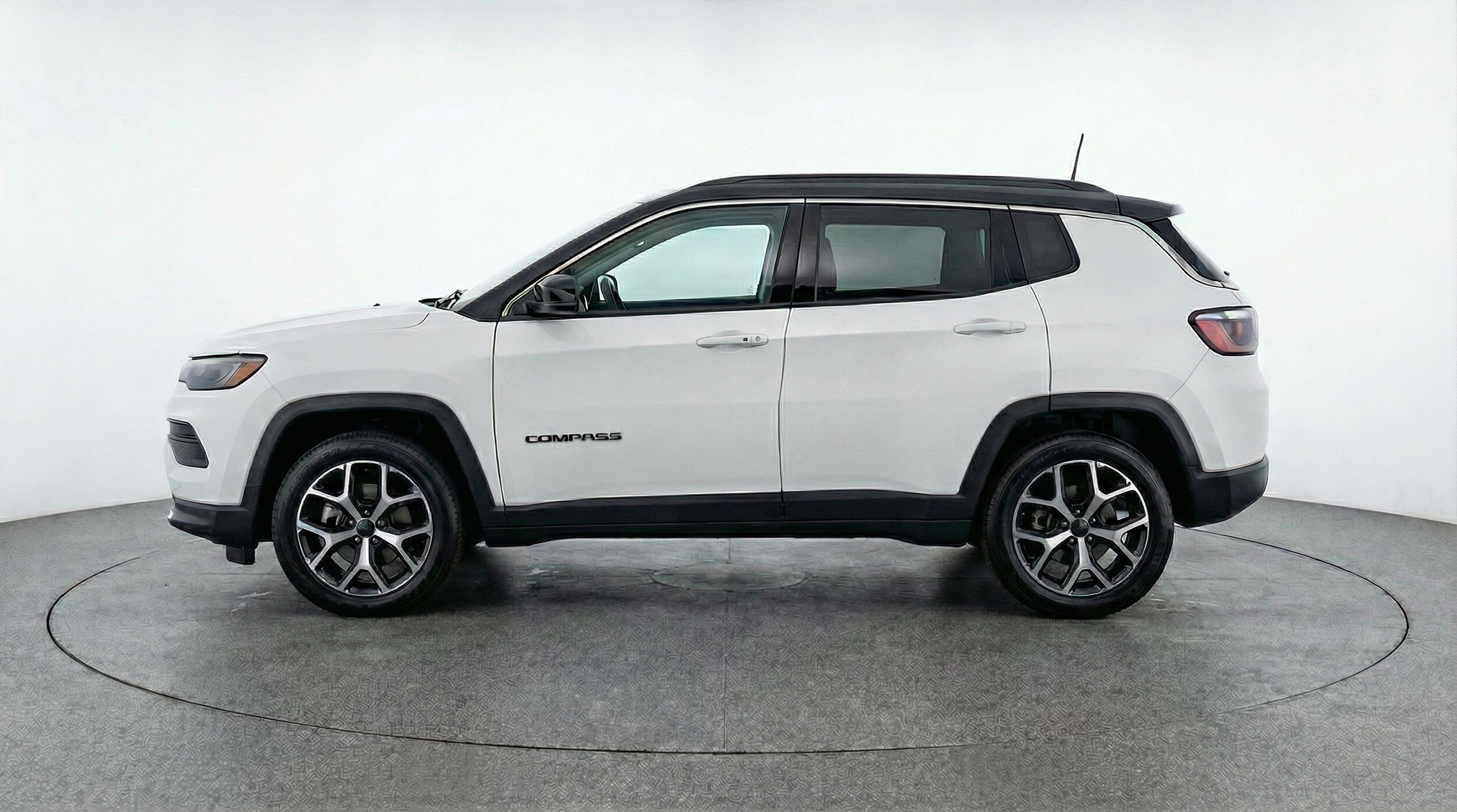 Thumbnail: 2025 Jeep Compass - 4