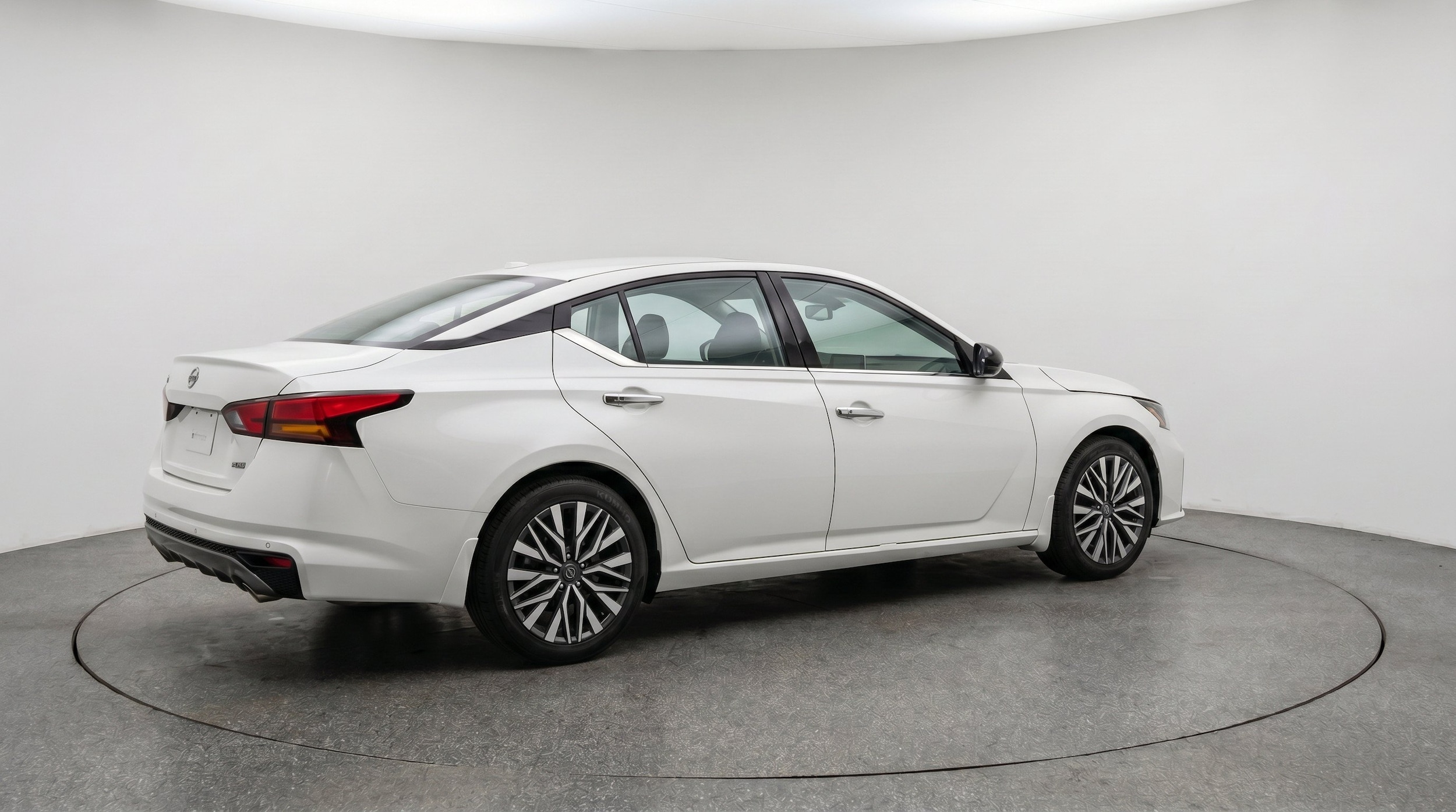 Thumbnail: 2025 Nissan Altima - 9
