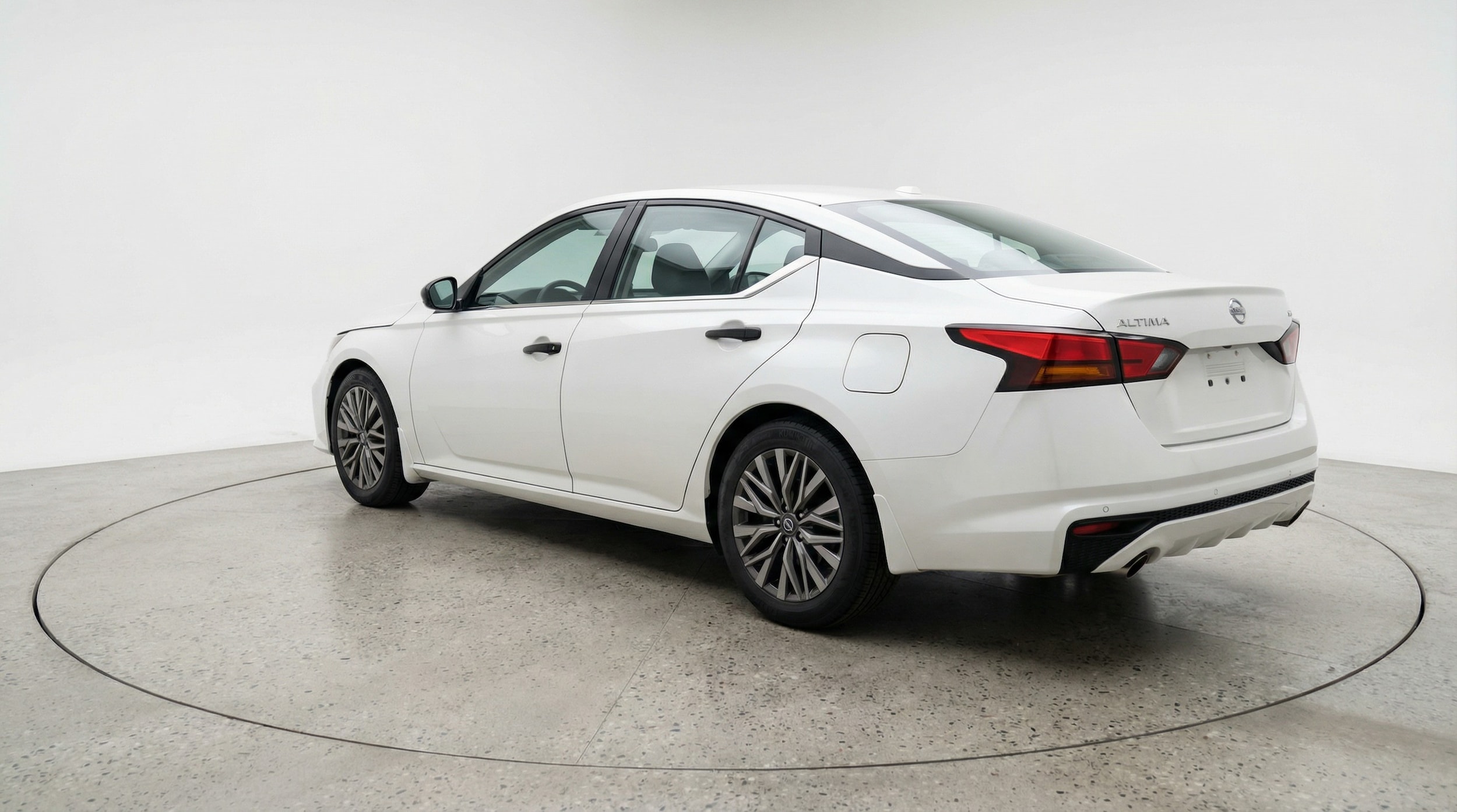 Thumbnail: 2025 Nissan Altima - 5