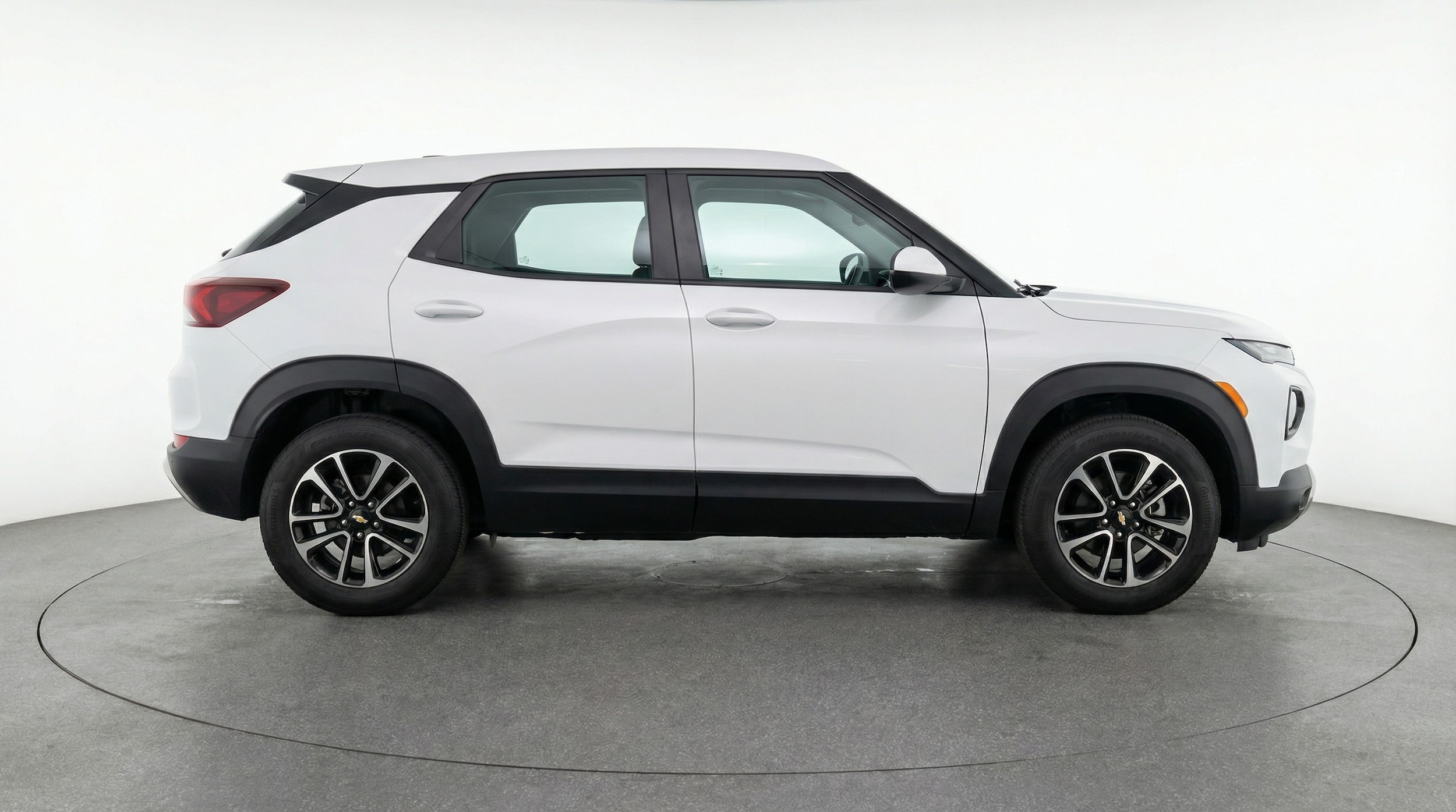 Thumbnail: 2025 Chevrolet TrailBlazer - 8