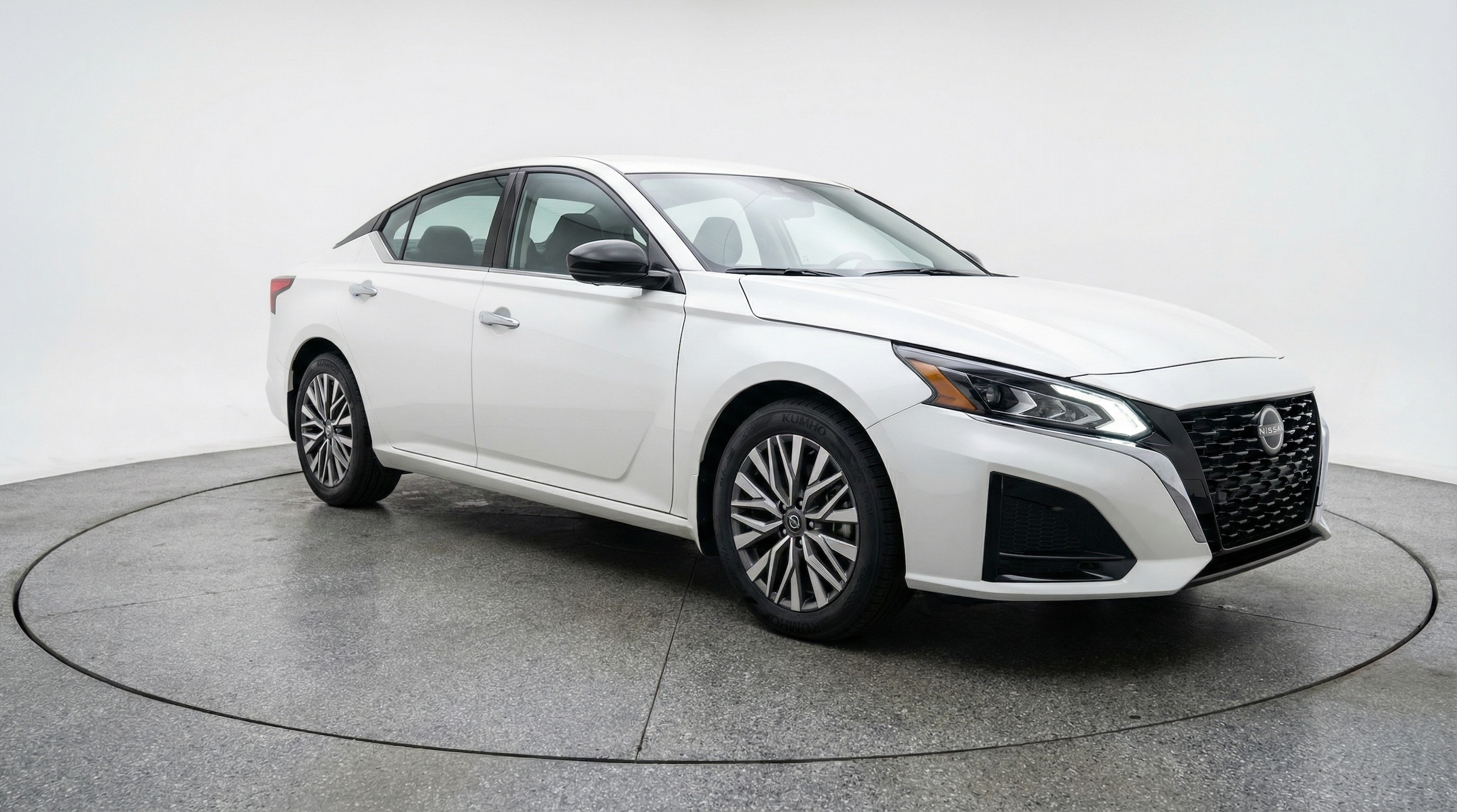 Thumbnail: 2025 Nissan Altima - 1