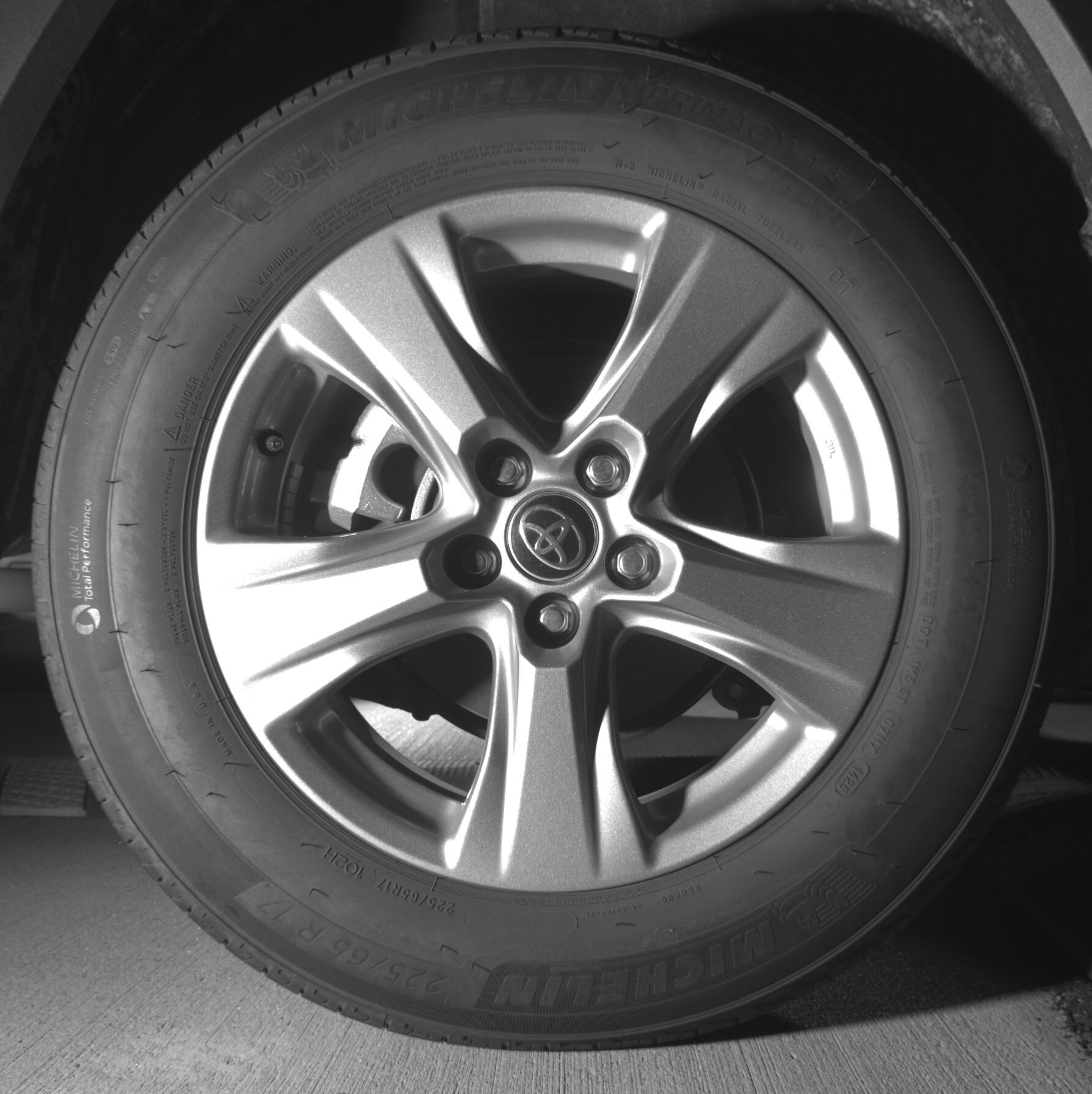 Thumbnail: 2025 Toyota RAV4 - 12