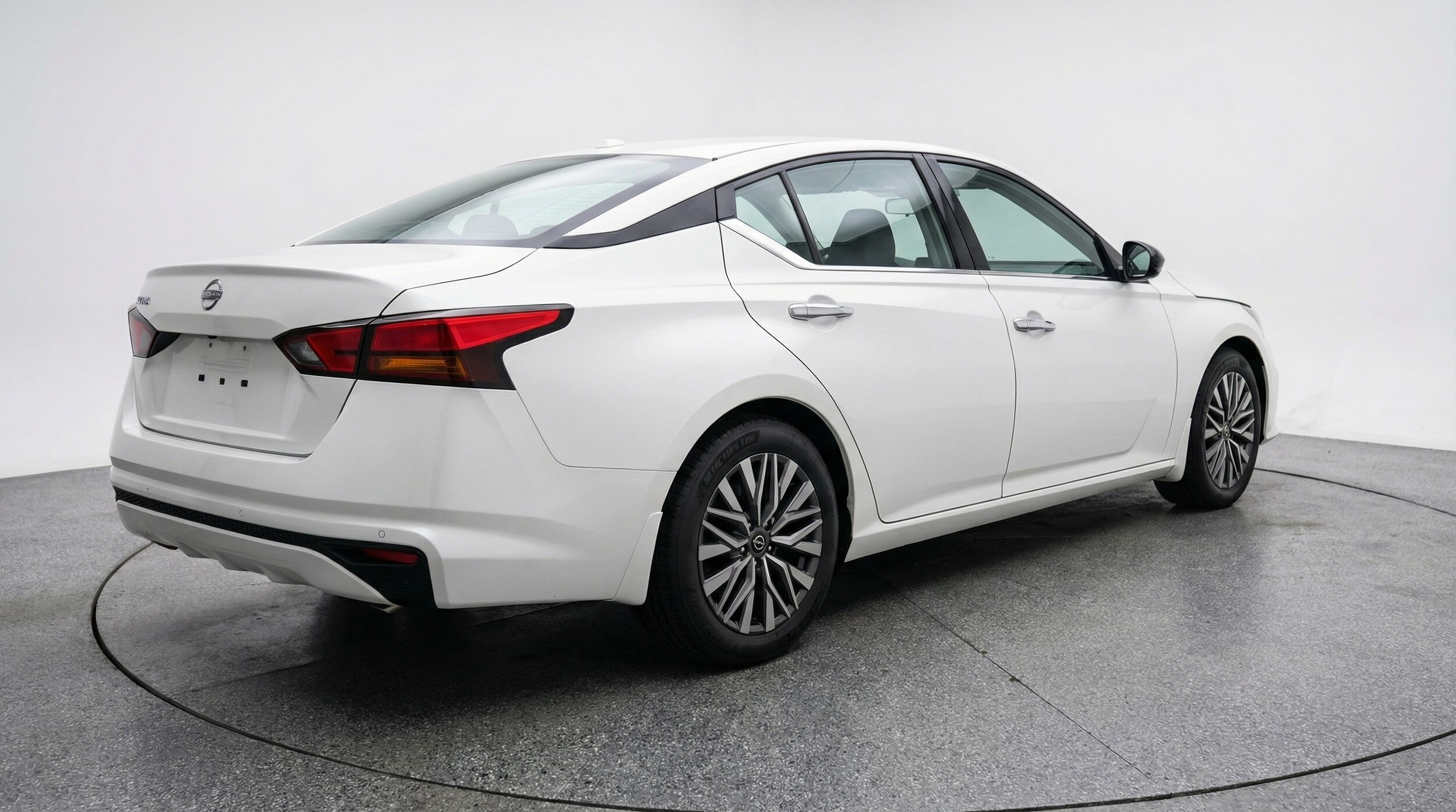 Thumbnail: 2025 Nissan Altima - 7