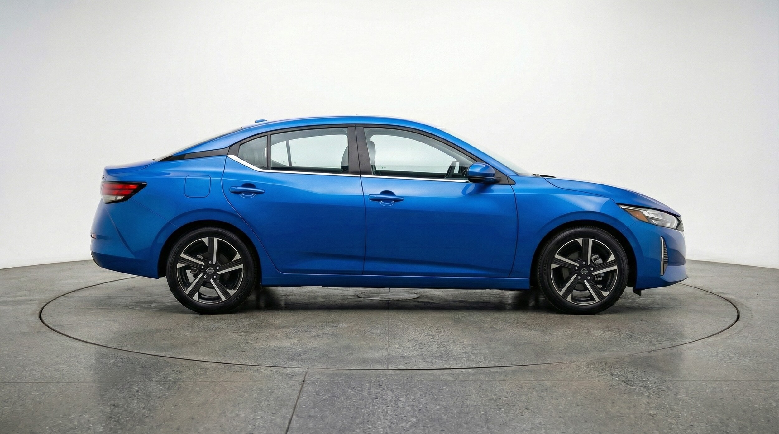 Thumbnail: 2025 Nissan Sentra - 8
