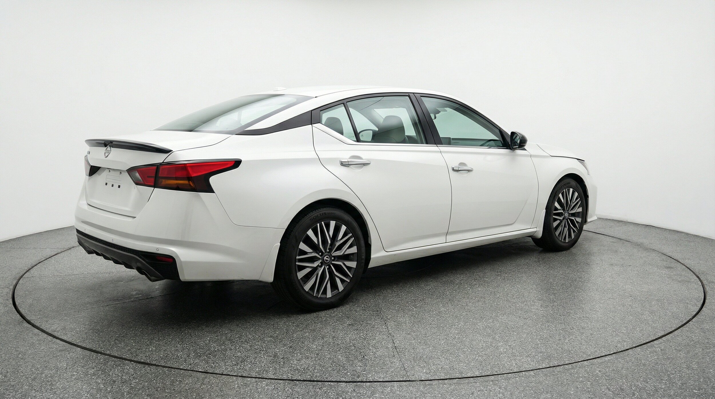 Thumbnail: 2025 Nissan Altima - 9