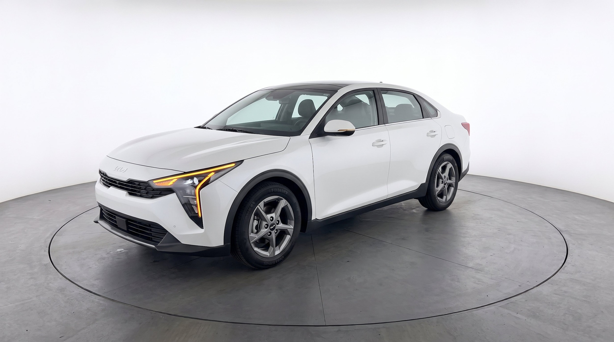 Thumbnail: 2025 Kia K4 - 3