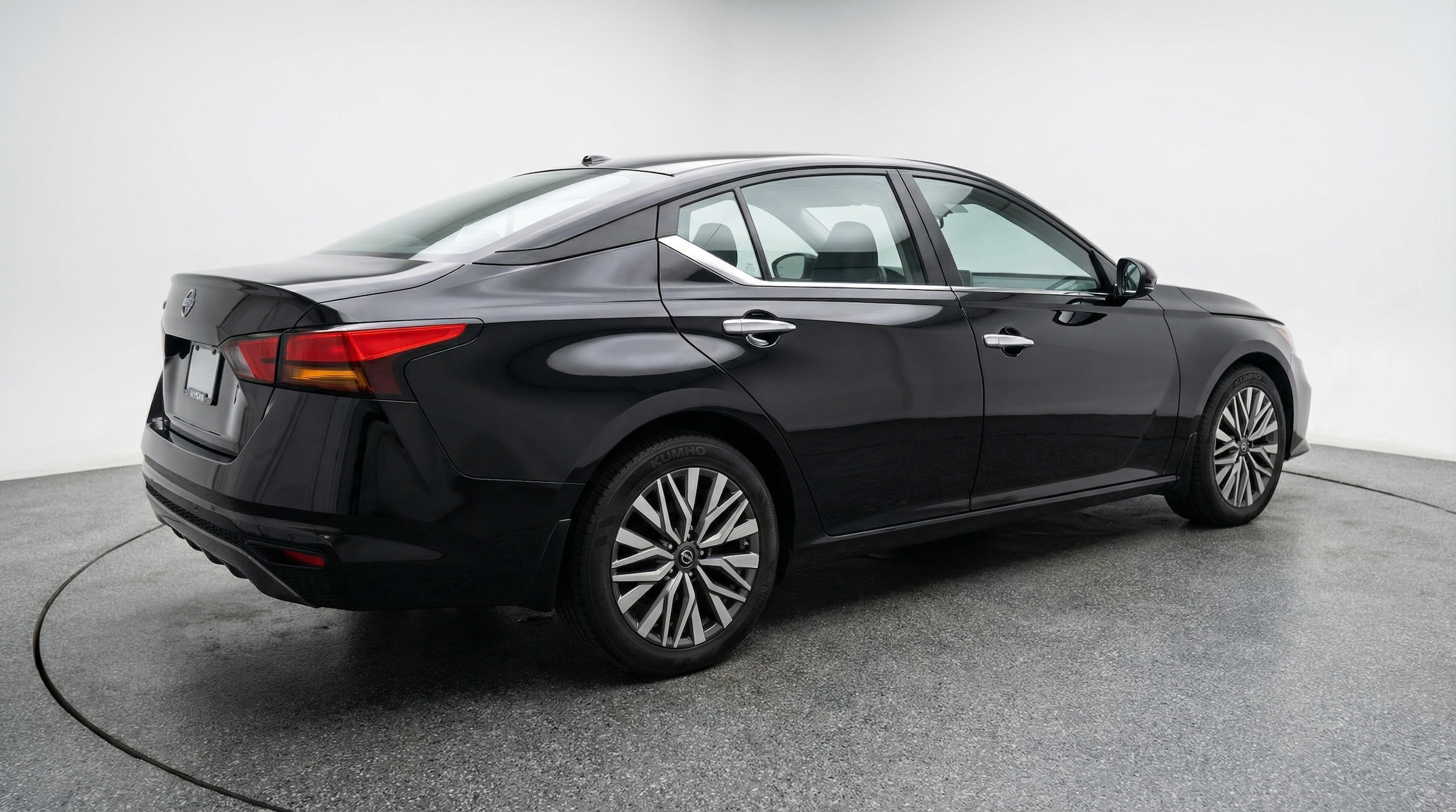 Thumbnail: 2025 Nissan Altima - 7