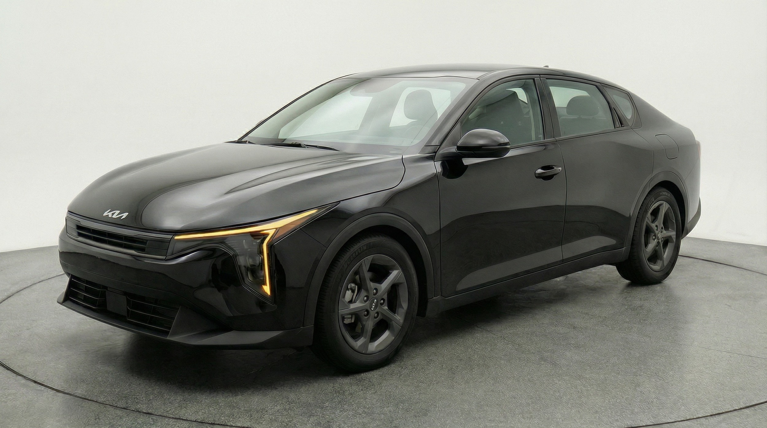 Thumbnail: 2025 Kia K4 - 3