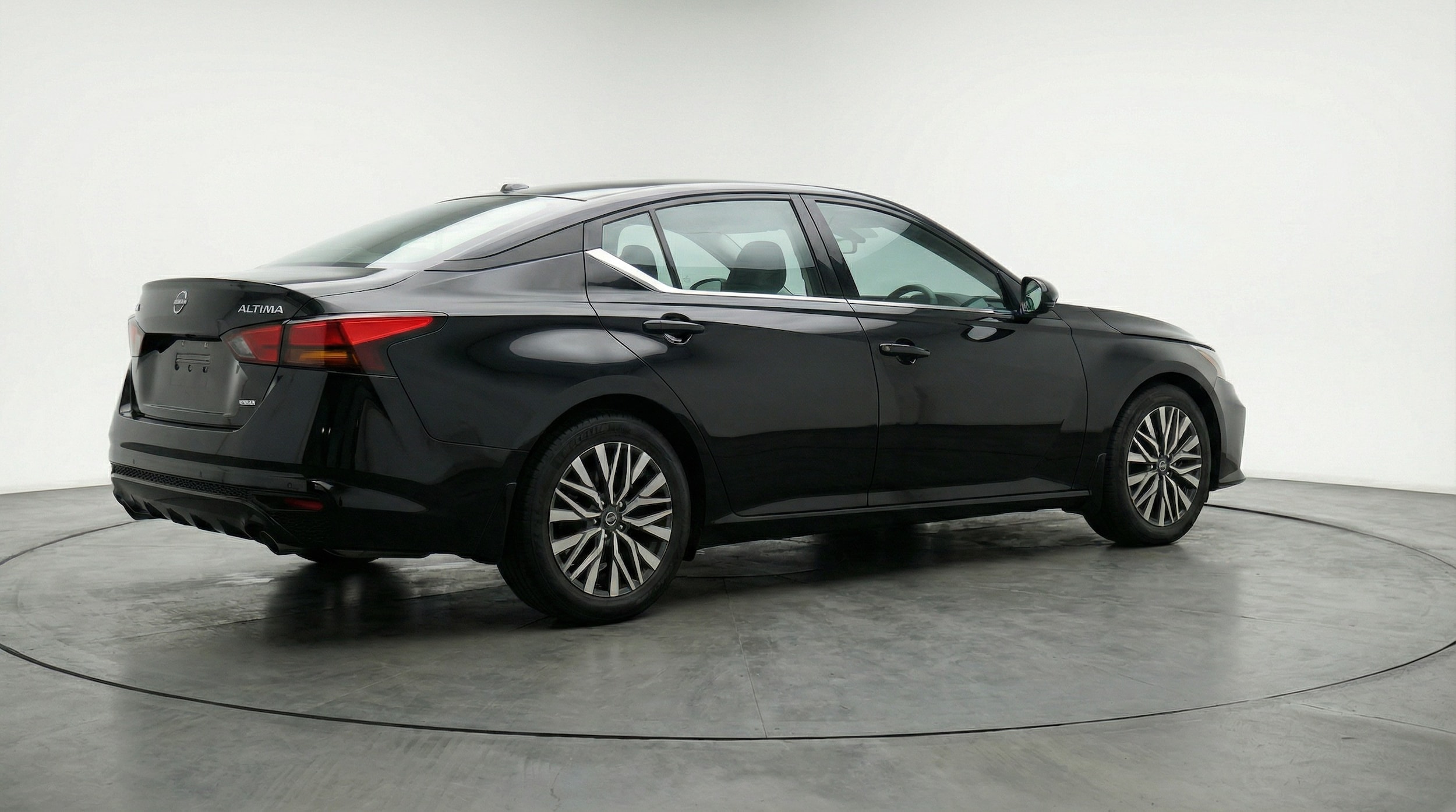 Thumbnail: 2025 Nissan Altima - 7