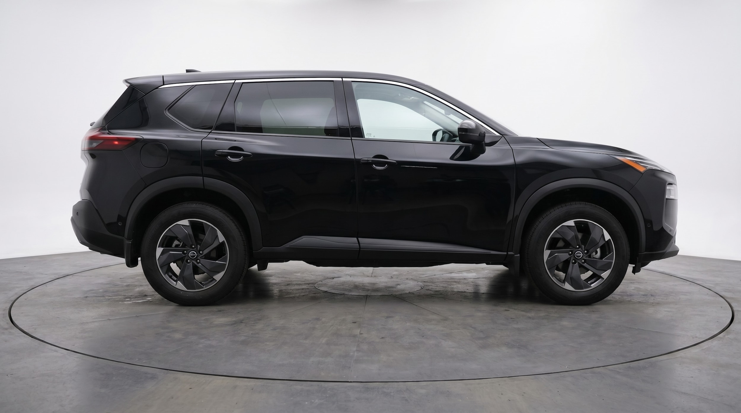 Thumbnail: 2025 Nissan Rogue - 8