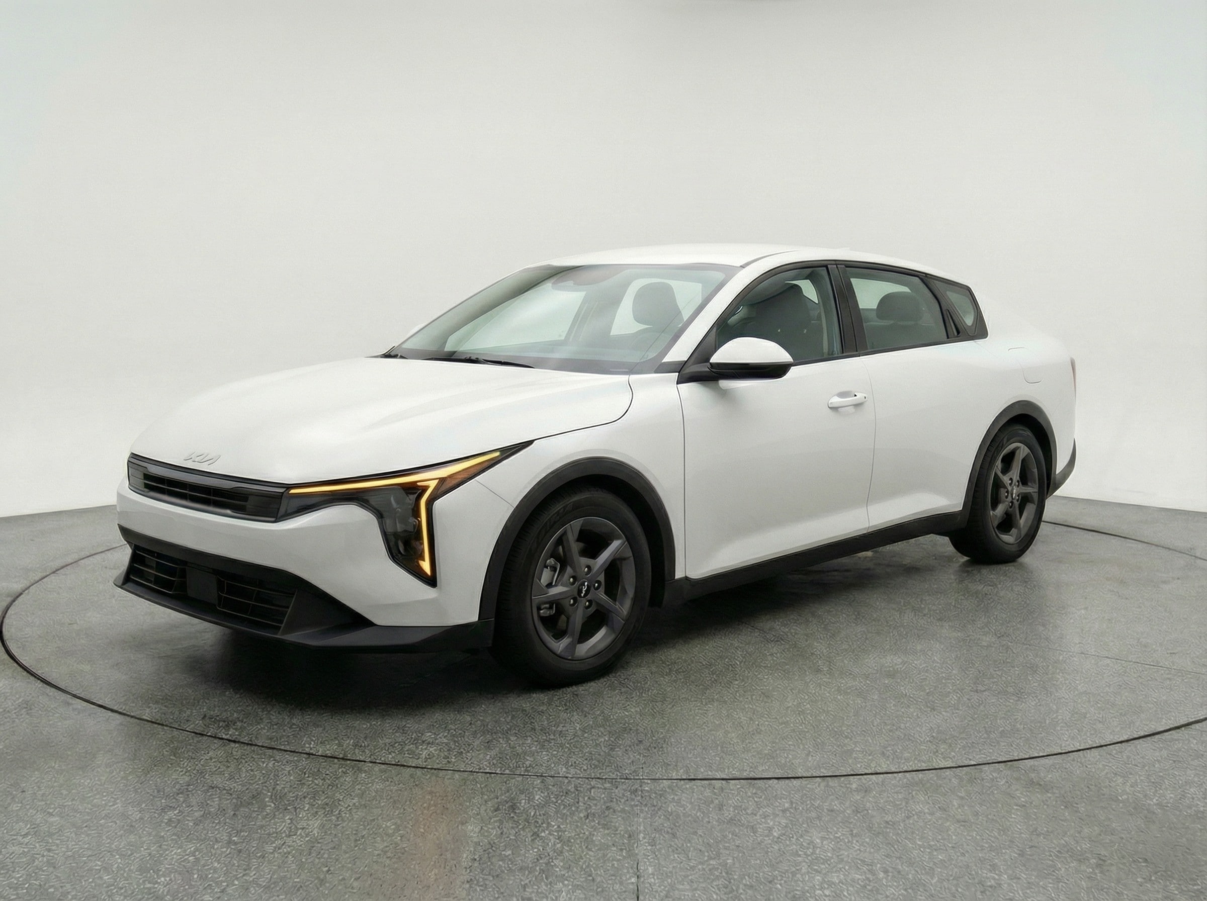 Thumbnail: 2025 Kia K4 - 3