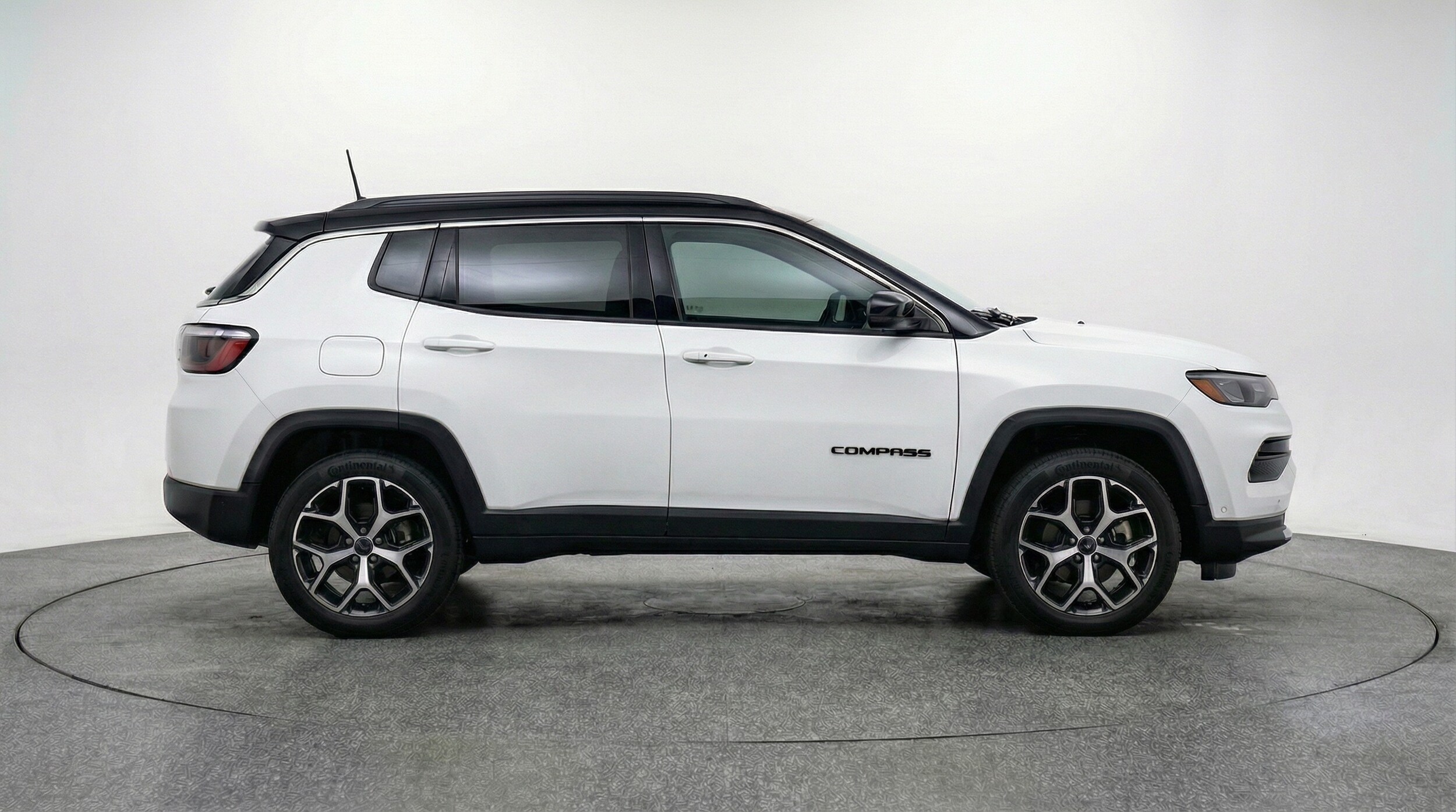 Thumbnail: 2025 Jeep Compass - 8