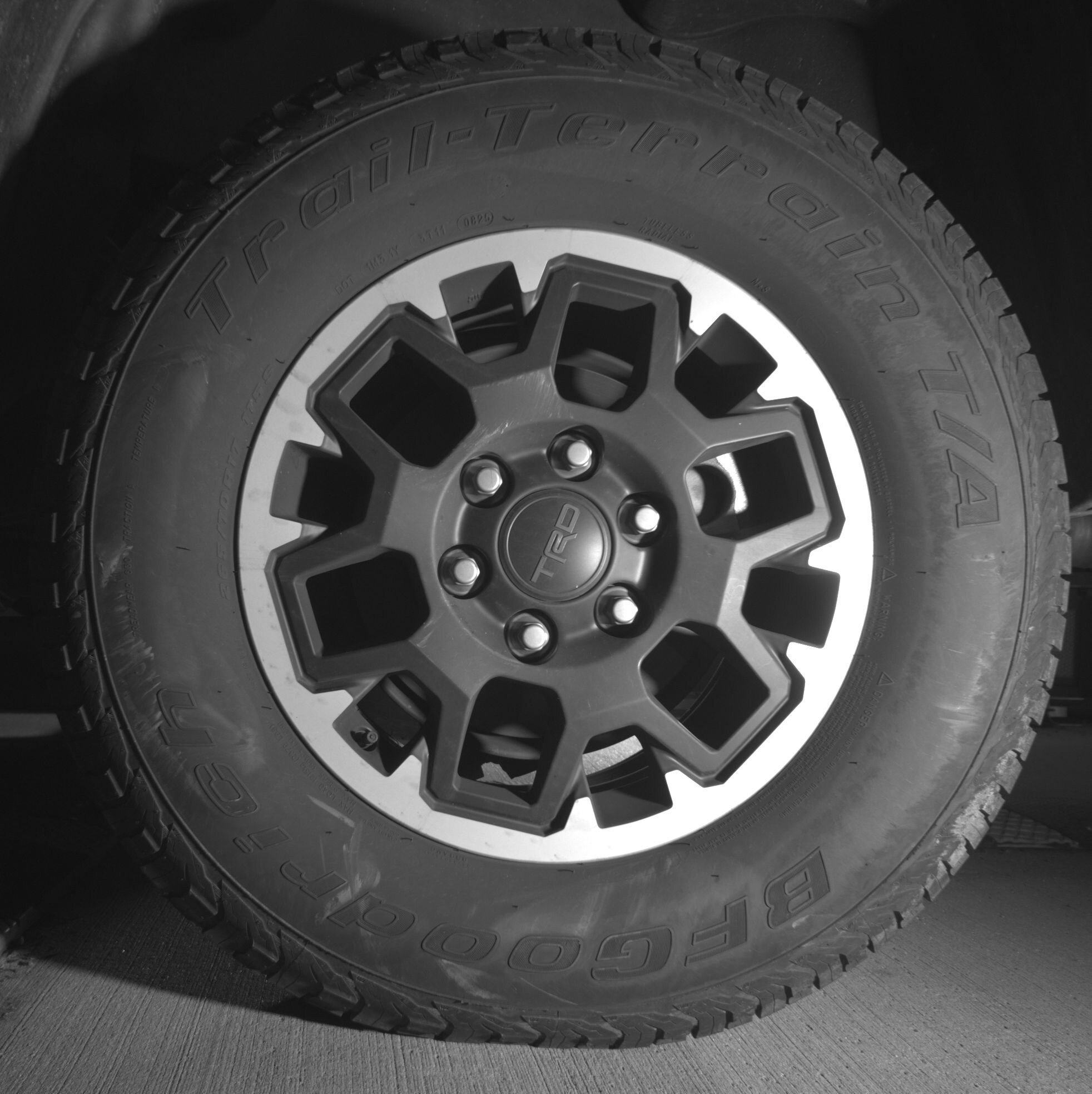 Thumbnail: 2025 Toyota Tacoma - 11