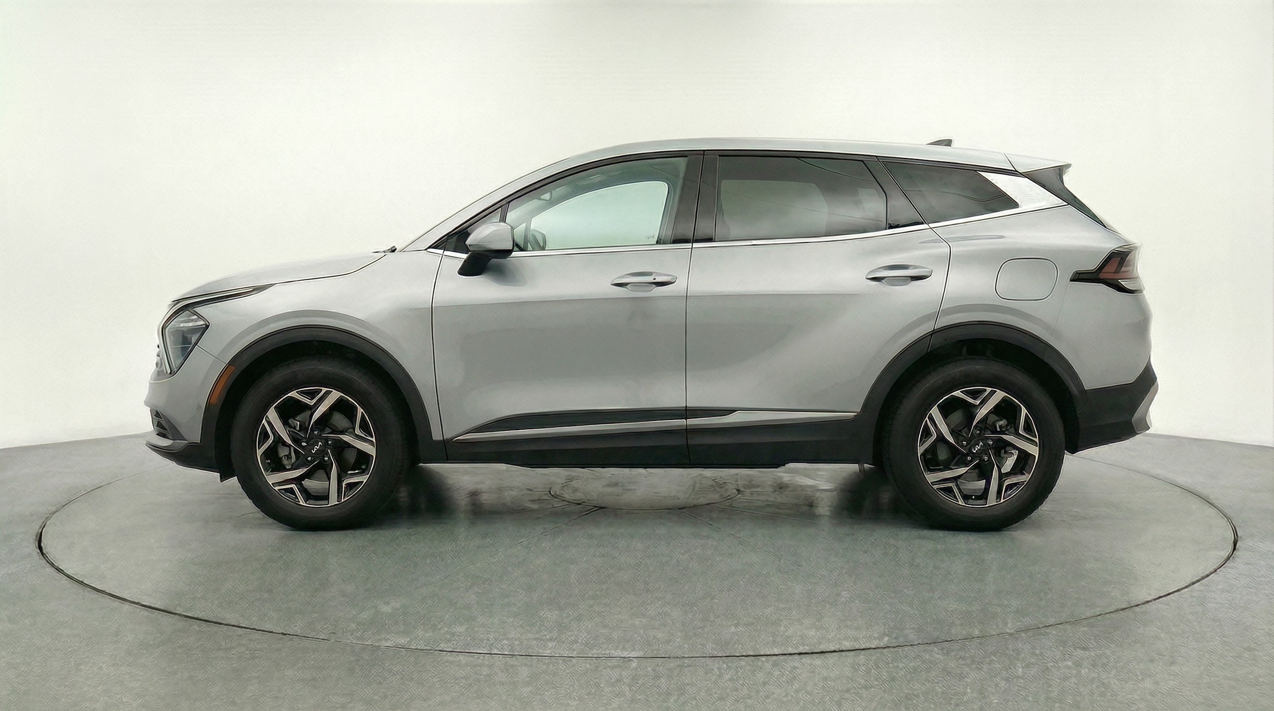 Thumbnail: 2025 Kia Sportage - 4