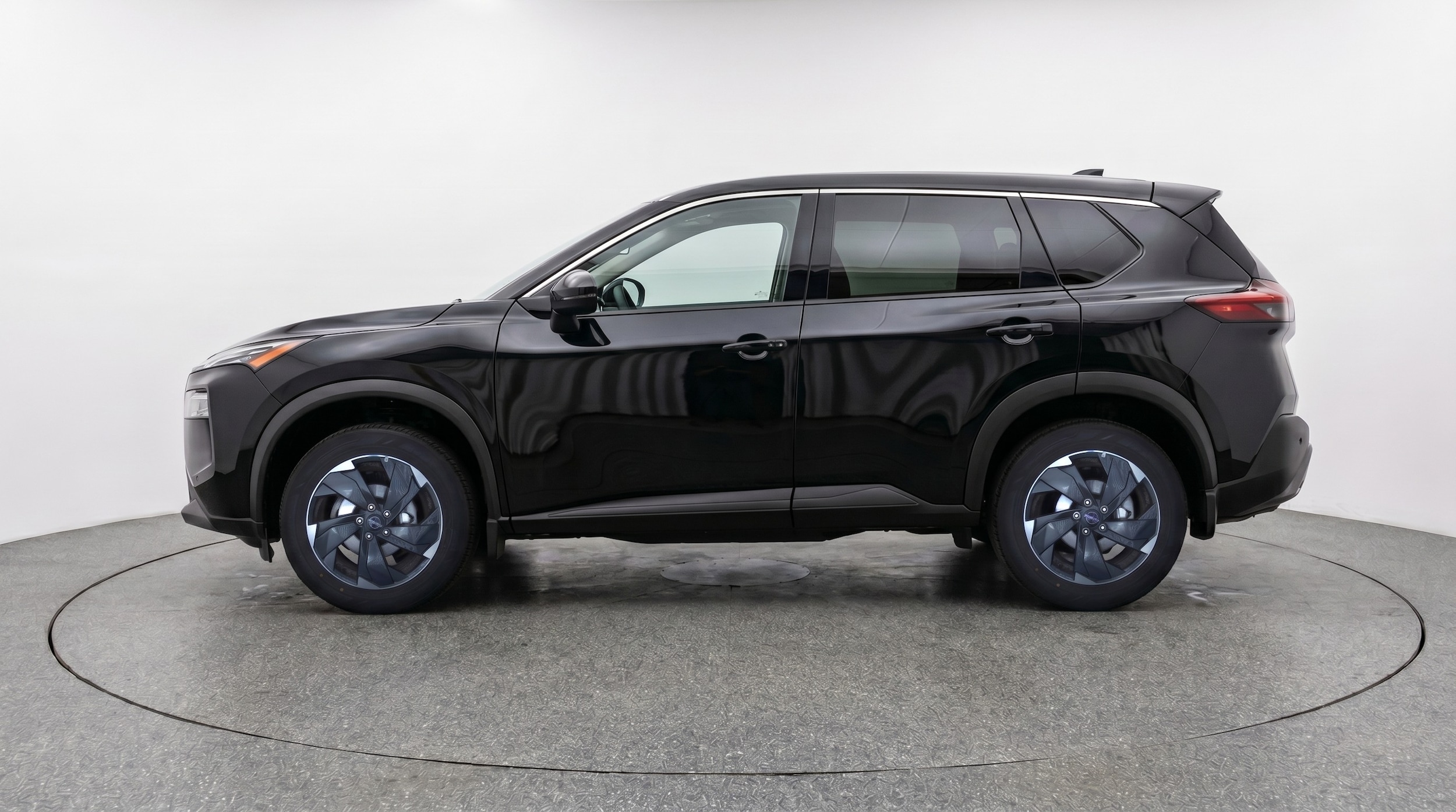 Thumbnail: 2025 Nissan Rogue - 4