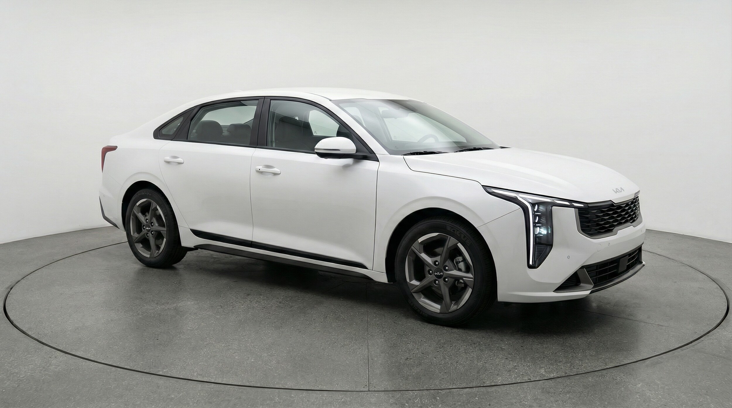 Thumbnail: 2025 Kia K4 - 1