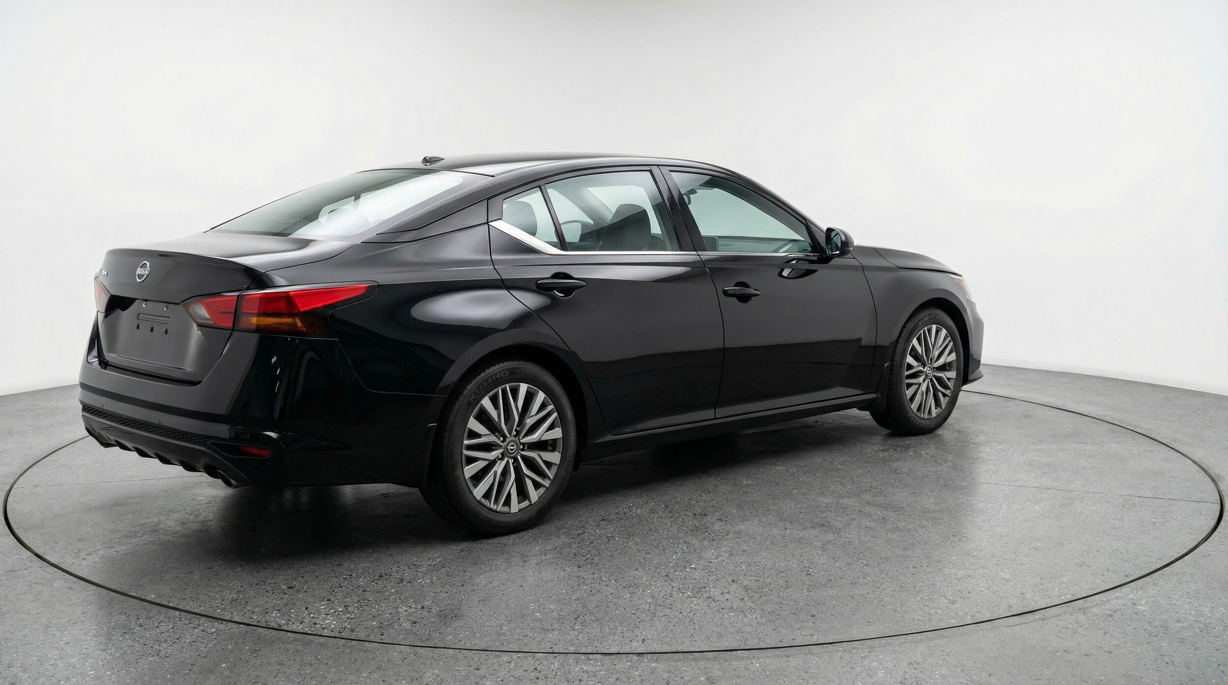 Thumbnail: 2025 Nissan Altima - 7