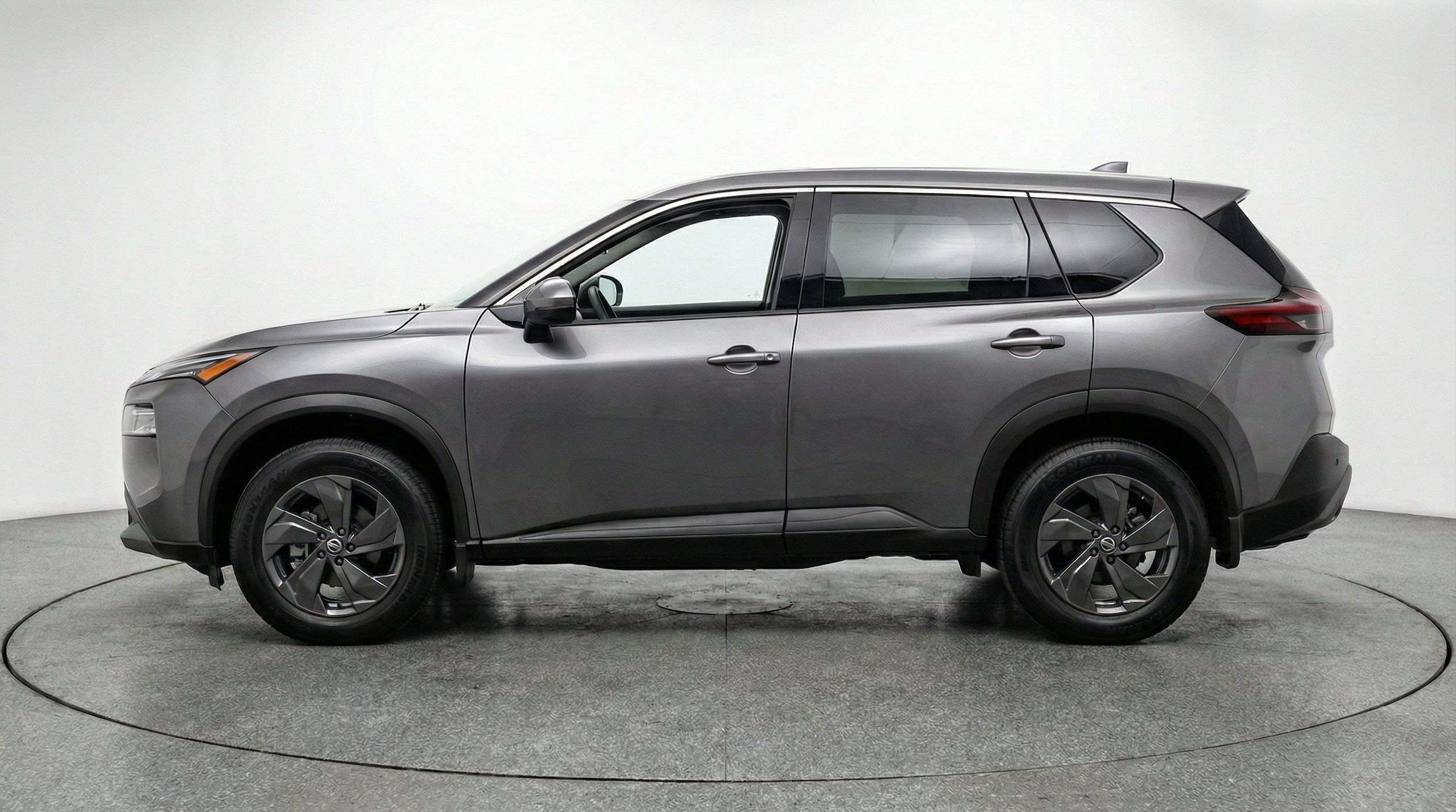 Thumbnail: 2025 Nissan Rogue - 5