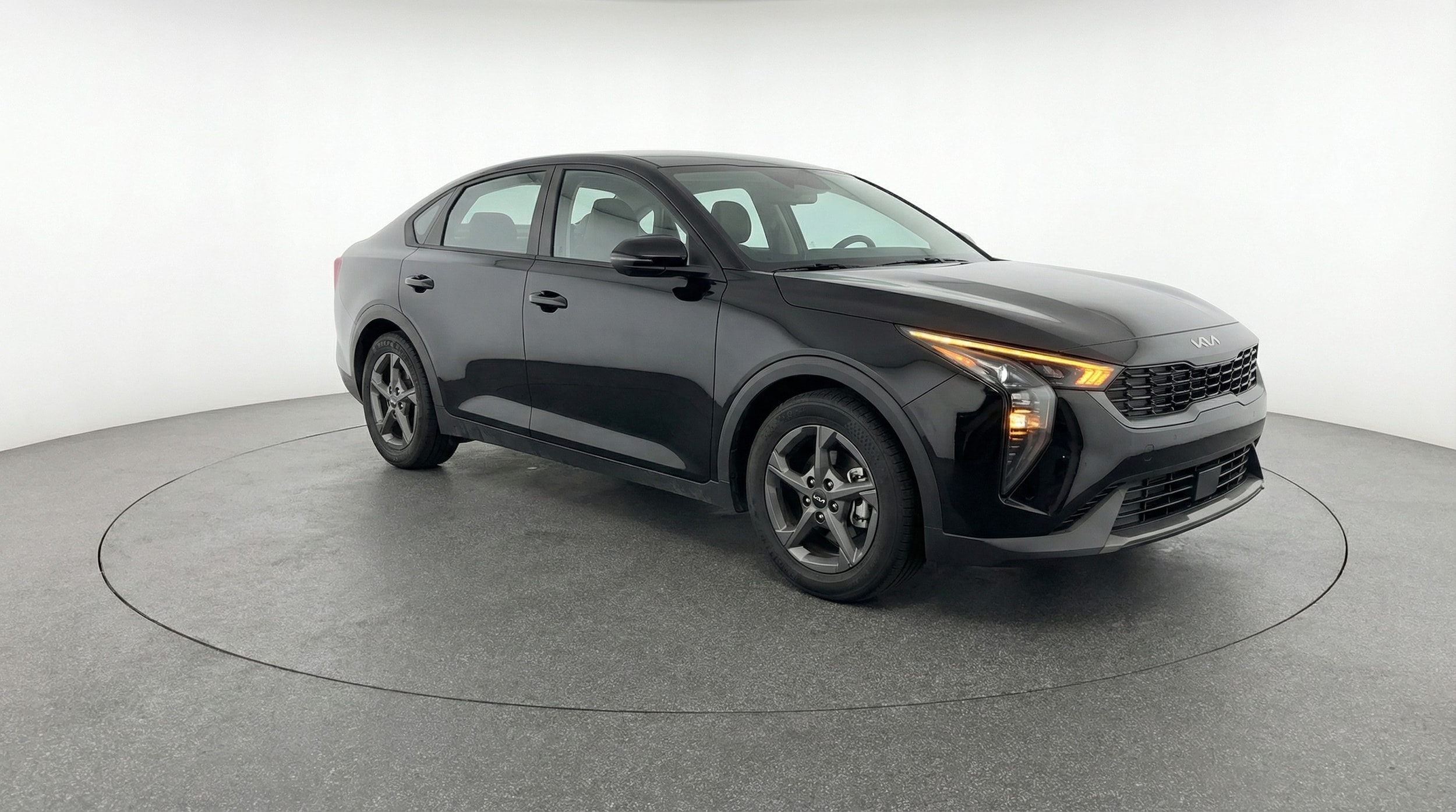 Thumbnail: 2025 Kia K4 - 1