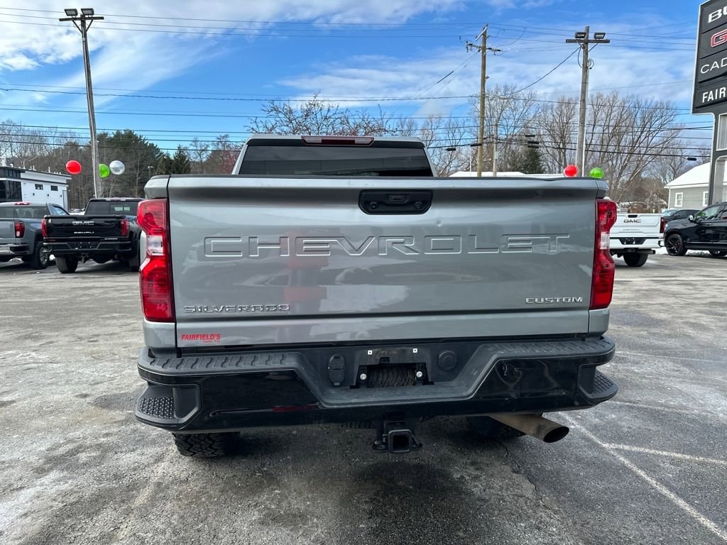 Used 2024 Chevrolet Silverado 2500 HD Custom Truck Crew Cab