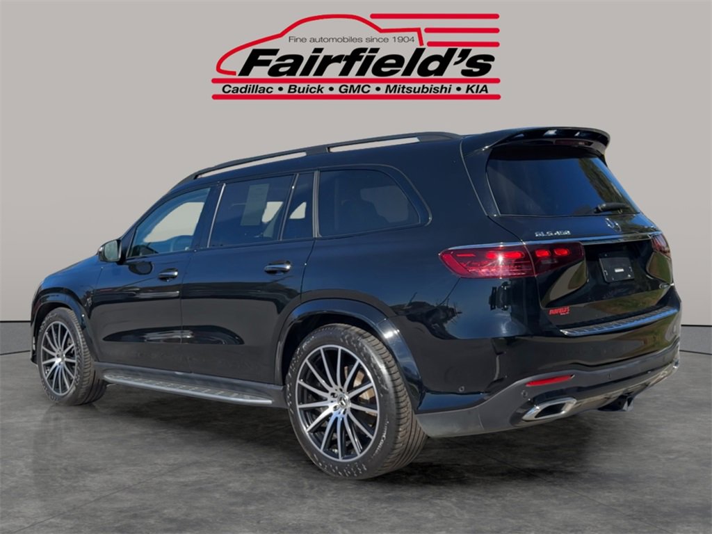 2024 Mercedes Benz GLS 450 4MATIC photo 2