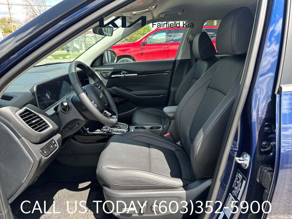 2026 Kia Seltos EX - Photo 9
