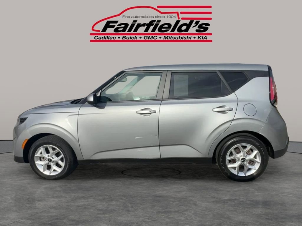 Used 2023 Kia Soul S Hatchback