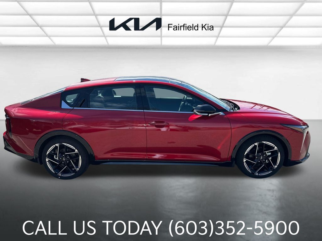 2025 Kia K4 GT-Line - Photo 6