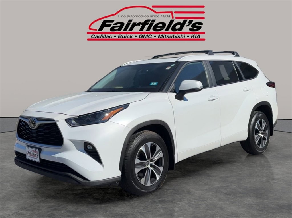 Used 2023 Toyota Highlander L SUV