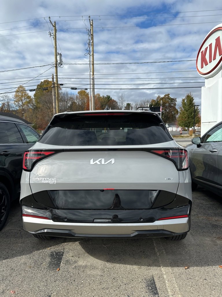 2026 Kia Sportage Hybrid photo 3