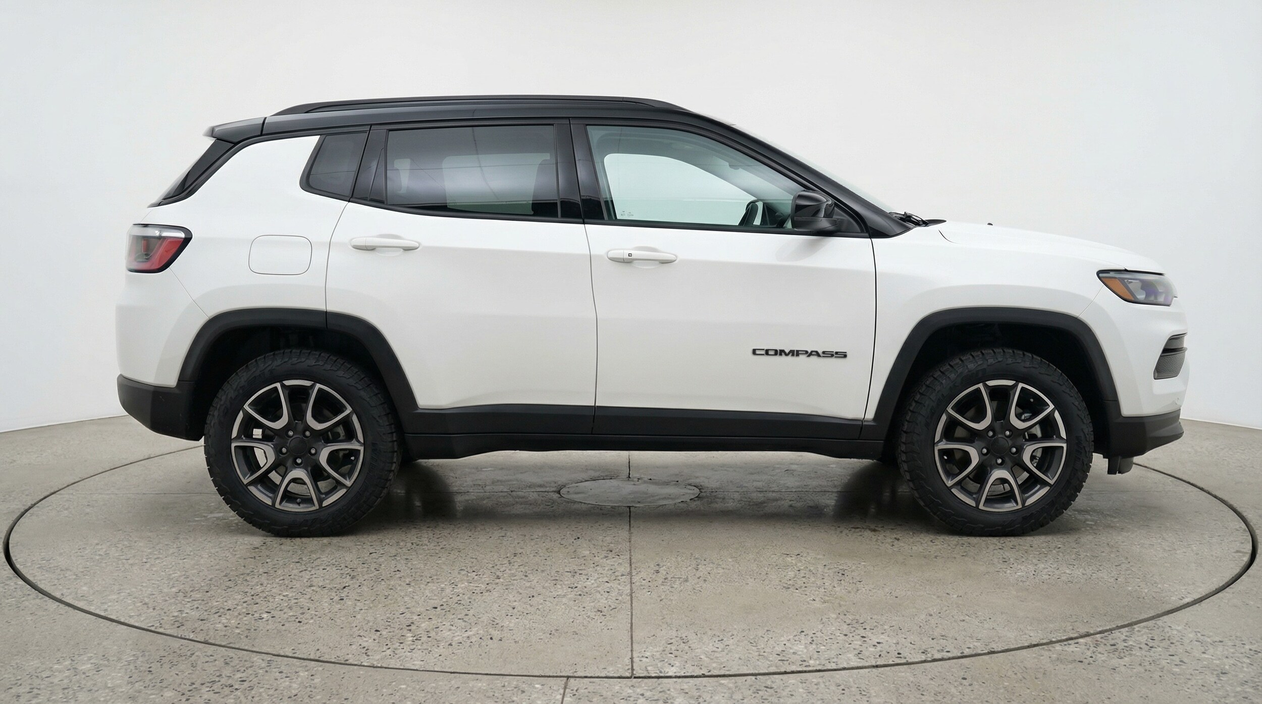 Thumbnail: 2025 Jeep Compass - 8