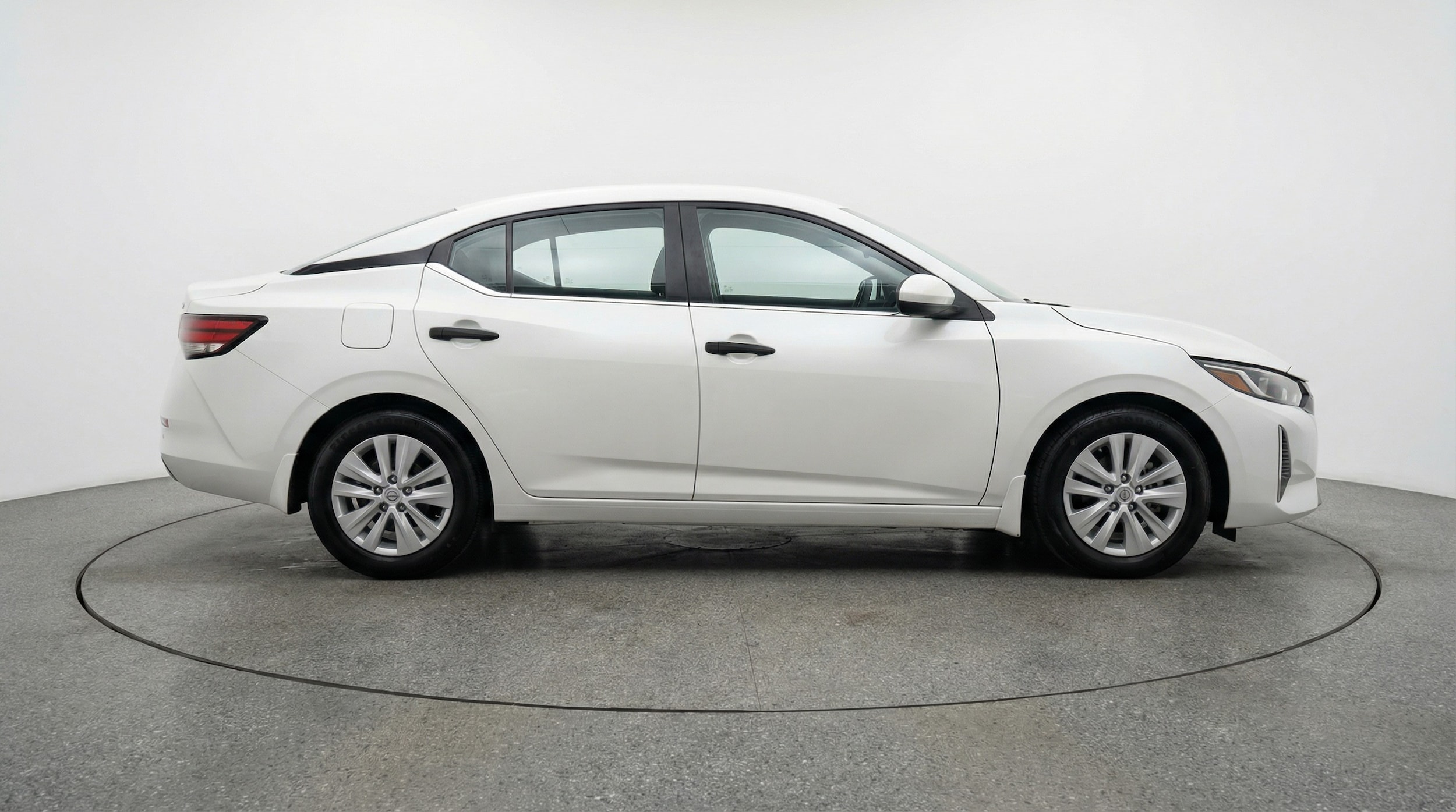 Thumbnail: 2025 Nissan Sentra - 8