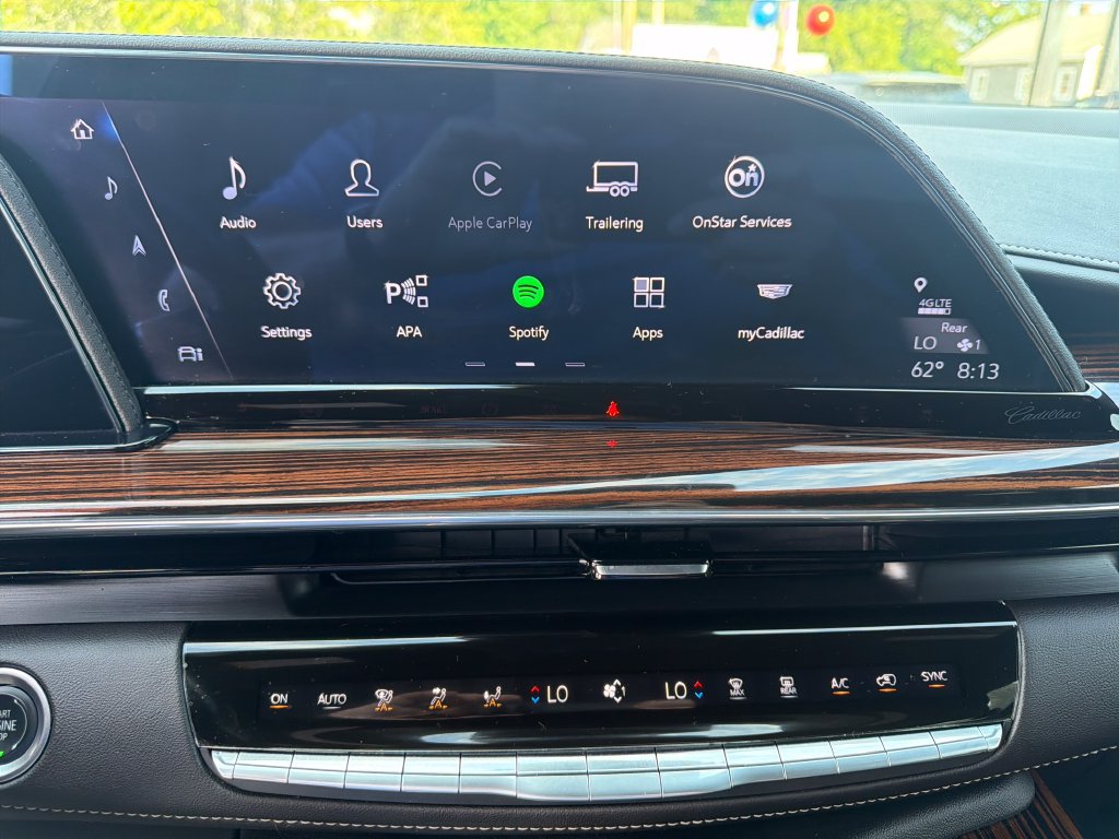 2024 Cadillac Escalade Premium Luxury - Photo 19