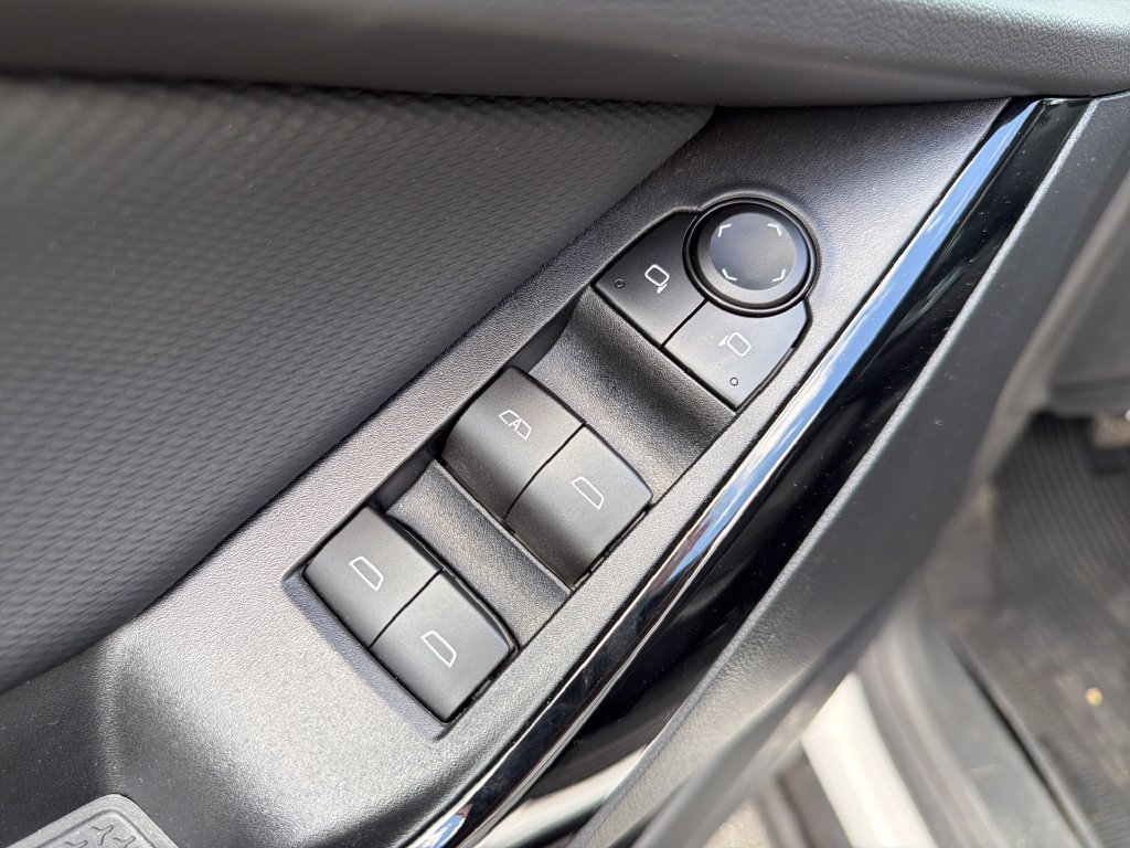 2026 Chevrolet Equinox LT - Photo 11