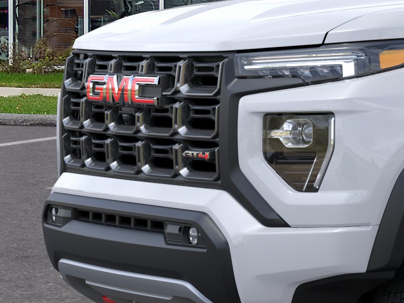 2026 GMC Canyon AT4 - Photo 13