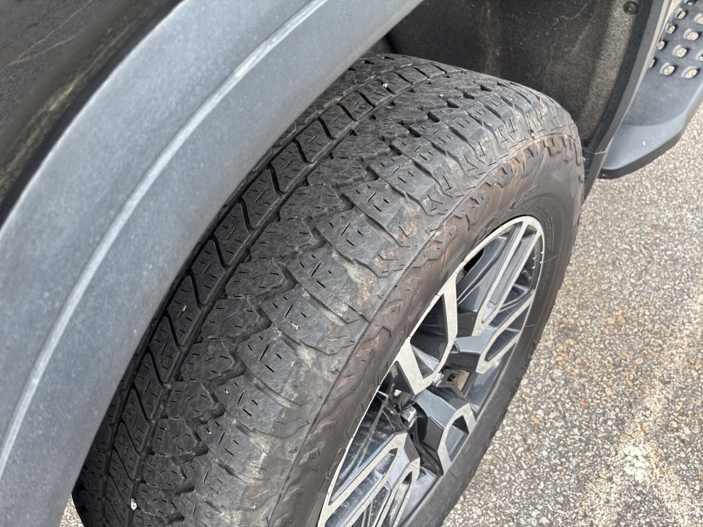 2025 GMC Sierra 1500 AT4 - Photo 28