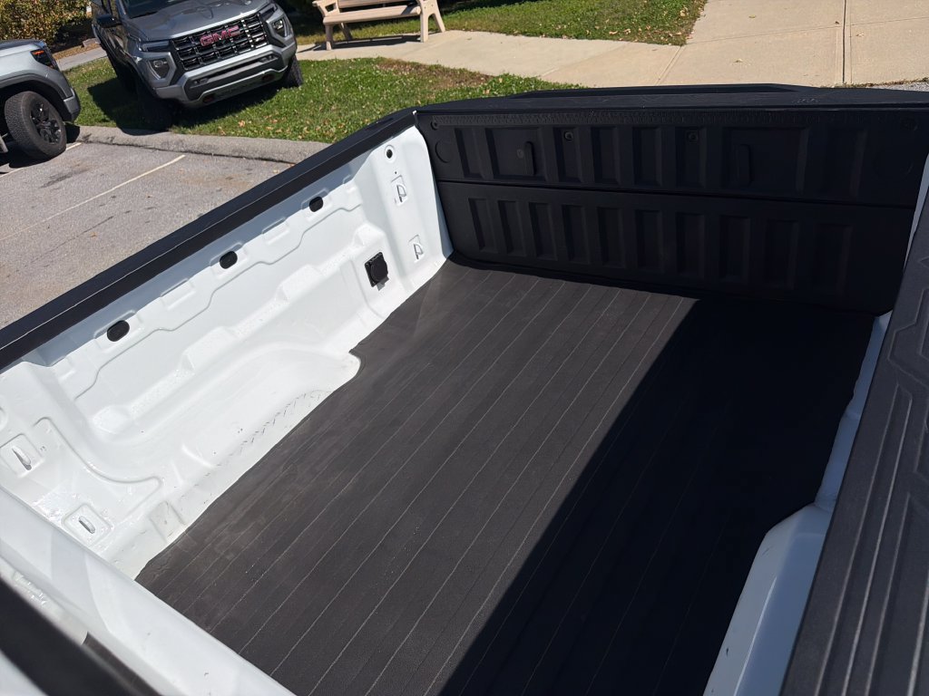 2025 GMC Canyon AT4 - Photo 22