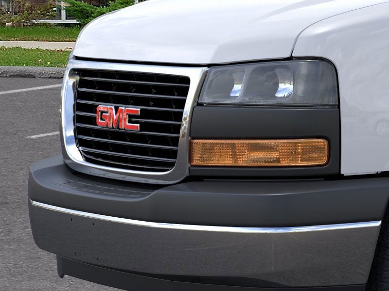 2025 GMC Savana Cargo Work Van - Photo 13