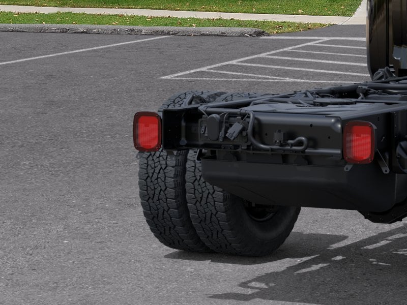 2026 GMC Sierra 3500 Chassis Cab SLE - Photo 11