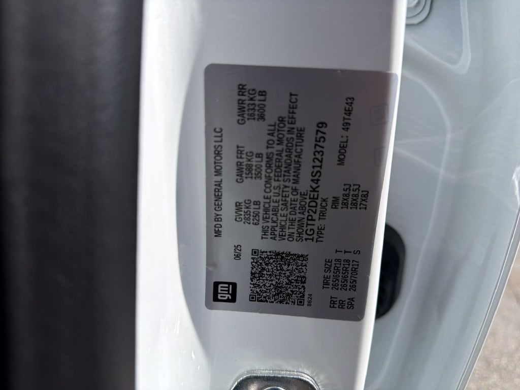2025 GMC Canyon AT4 - Photo 28