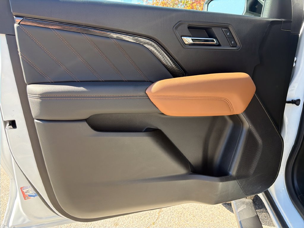 2025 GMC Canyon AT4 - Photo 10
