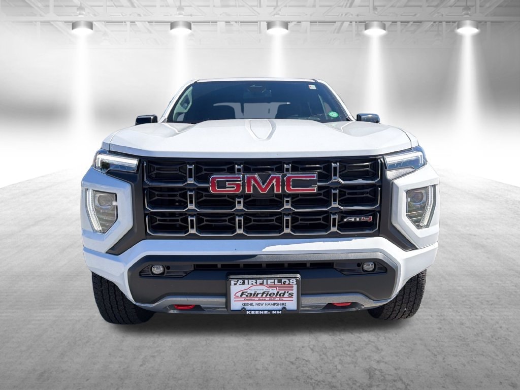 2025 GMC Canyon AT4 - Photo 8