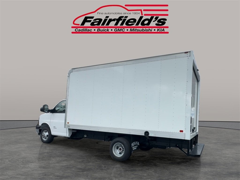 New 2025 GMC Savana Cutaway 4500 2WT Cutaway Van