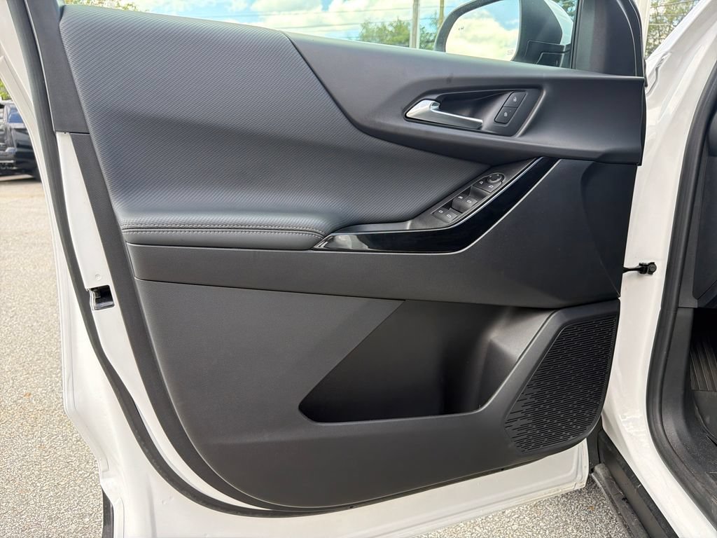 2026 Chevrolet Equinox LT - Photo 10
